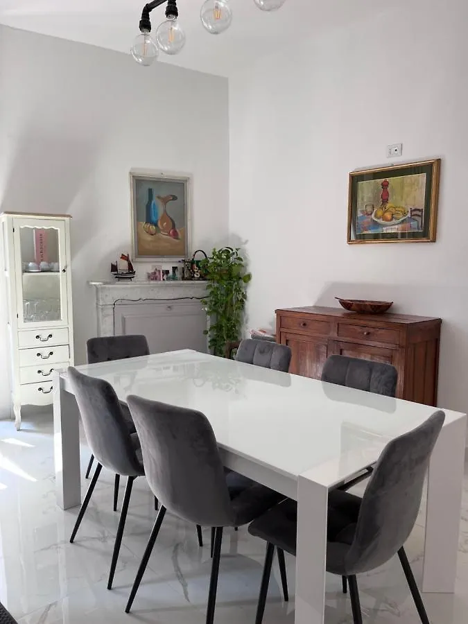 Splendid Lake 2 Desenzano del Garda Apartment